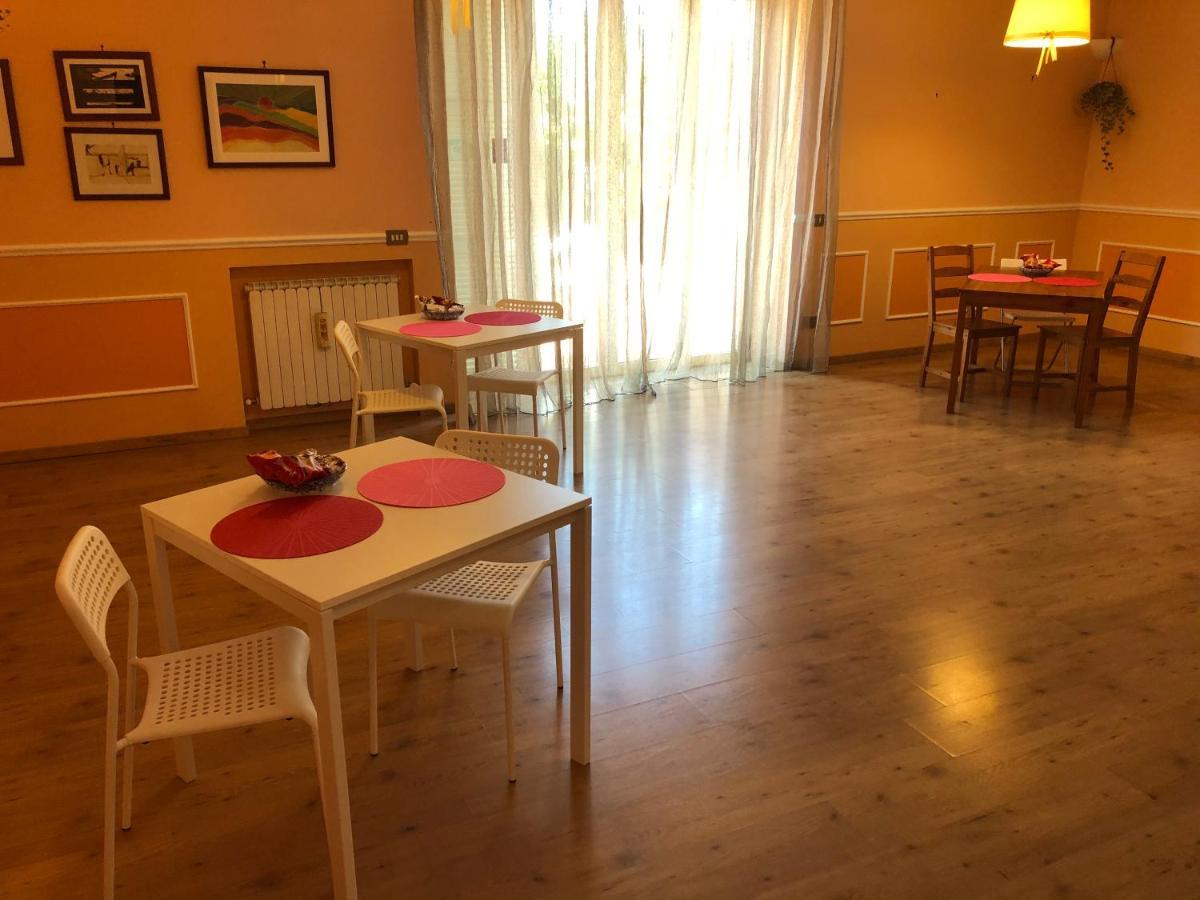 Cali-Formia B&B מראה חיצוני תמונה